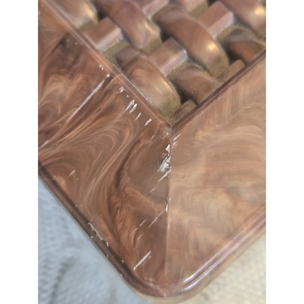Brown Plastic Sewing Caddy w\ Handle, Magnetic Needle Holder & Organizer Vintage